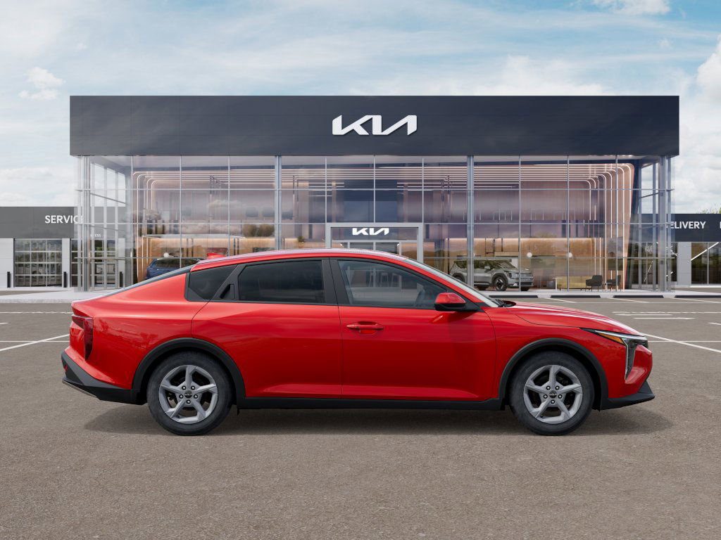 2025 Kia K4 LXS photo 8