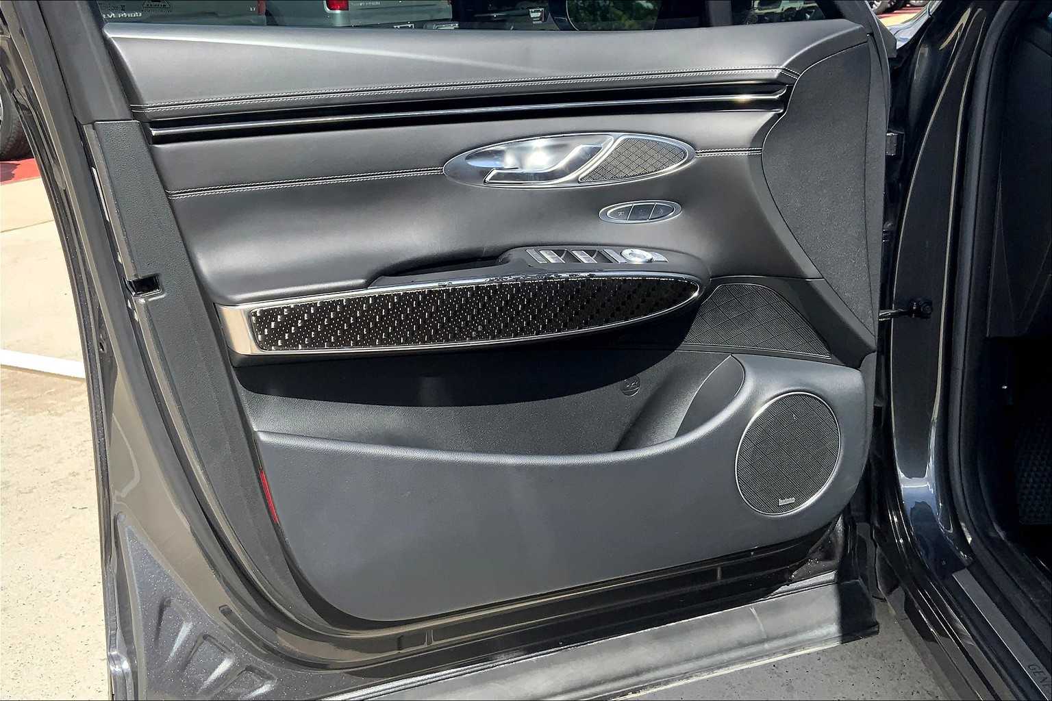 2022 Genesis GV70 3.5T Sport photo 20