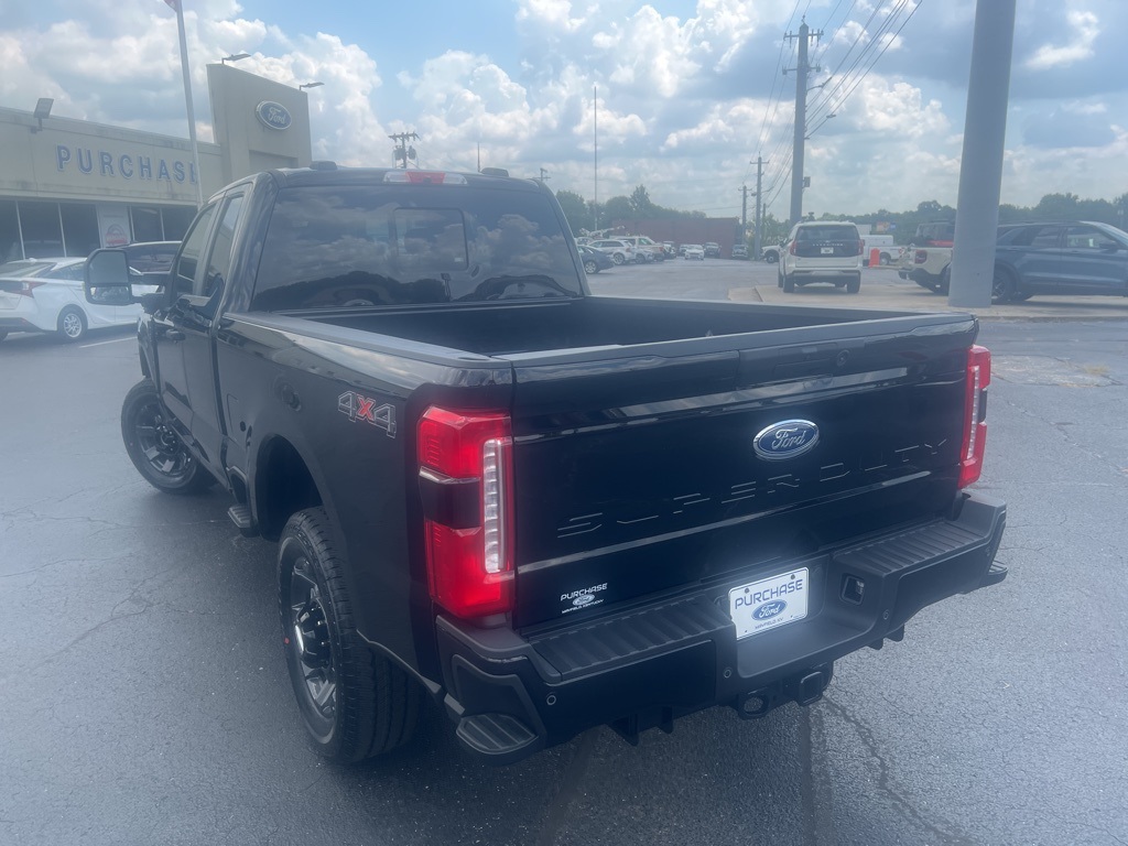 2026 Ford F-350 XL photo 8