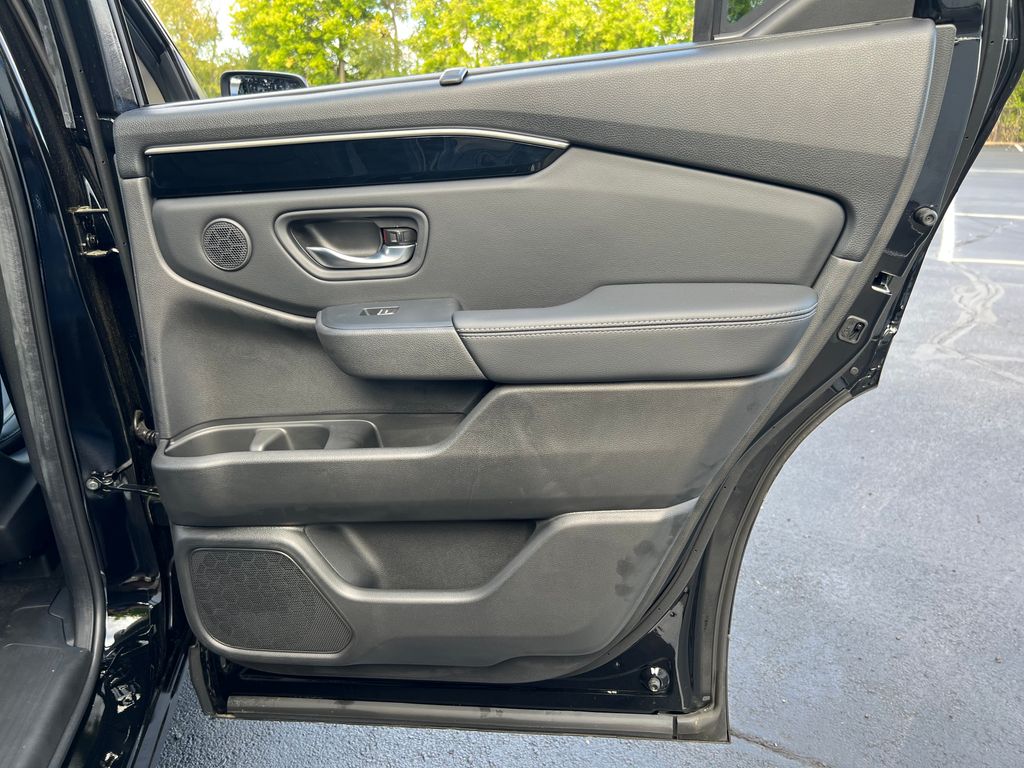 2025 Honda Pilot EX-L photo 25
