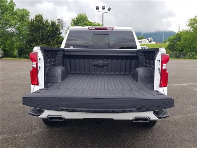 2025 Chevrolet Silverado 1500 RST photo 4