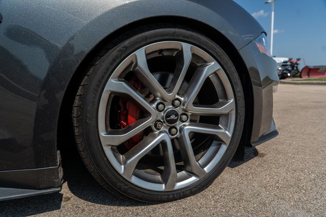 2019 Ford Mustang GT Premium photo 9