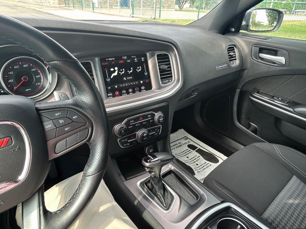 2021 Dodge Charger SXT photo 10
