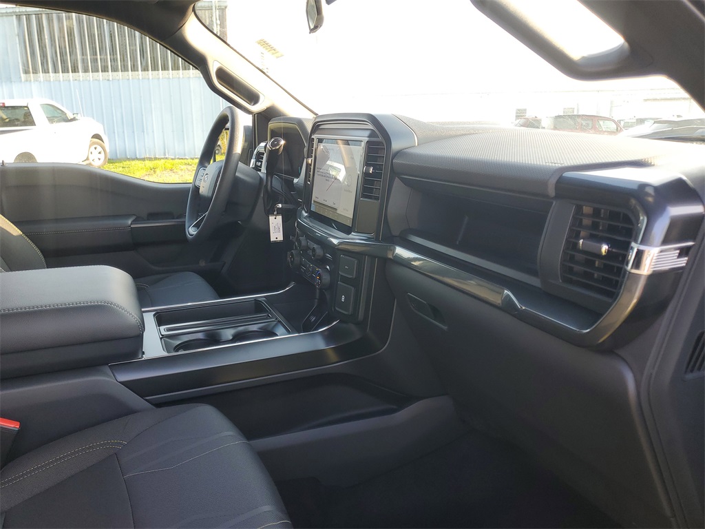 2025 Ford F-150 STX photo 26