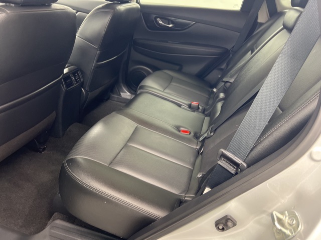 2019 Nissan Rogue SL photo 11