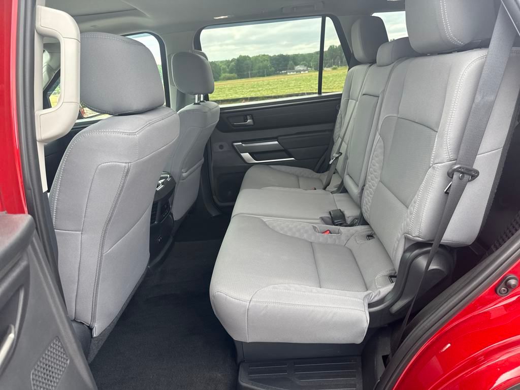 2024 Toyota Sequoia SR5 photo 15
