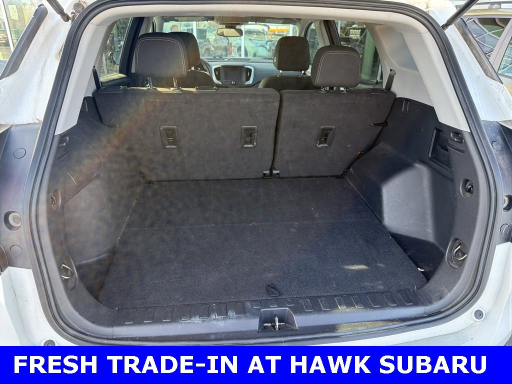 2023 GMC TERRAIN - Image 10