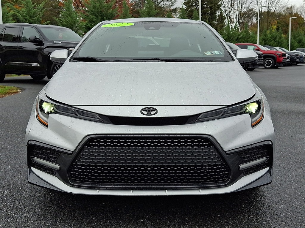 2022 Toyota Corolla SE photo 2
