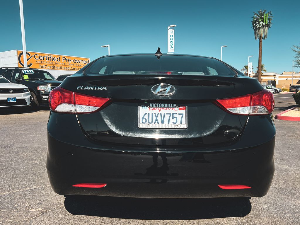 2012 Hyundai Elantra GLS photo 7