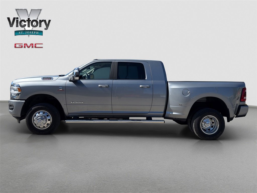 2024 Ram 3500 Laramie photo 6
