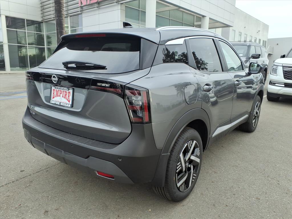 2026 Nissan Kicks SV photo 3