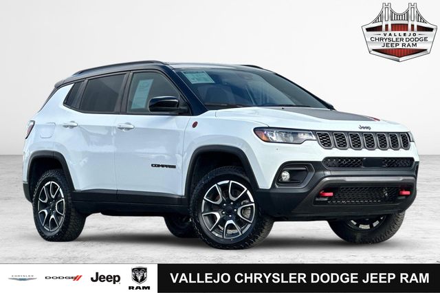 2024 Jeep Compass Trailhawk's photo