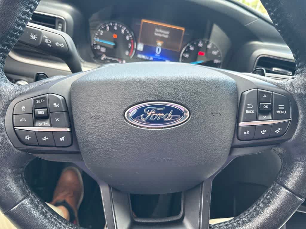 2020 Ford Explorer XLT photo 14