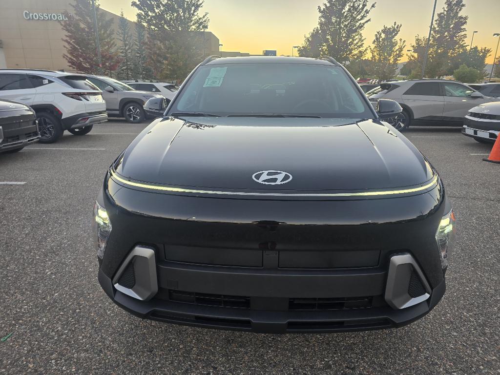 2026 Hyundai Kona SEL photo 8