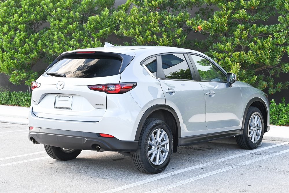 2023 Mazda CX-5 2.5 S Preferred photo 4