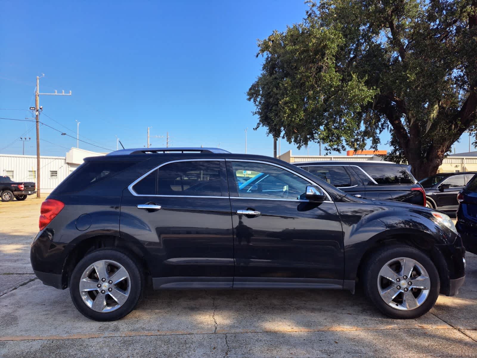 2013 Chevrolet Equinox LTZ photo 2