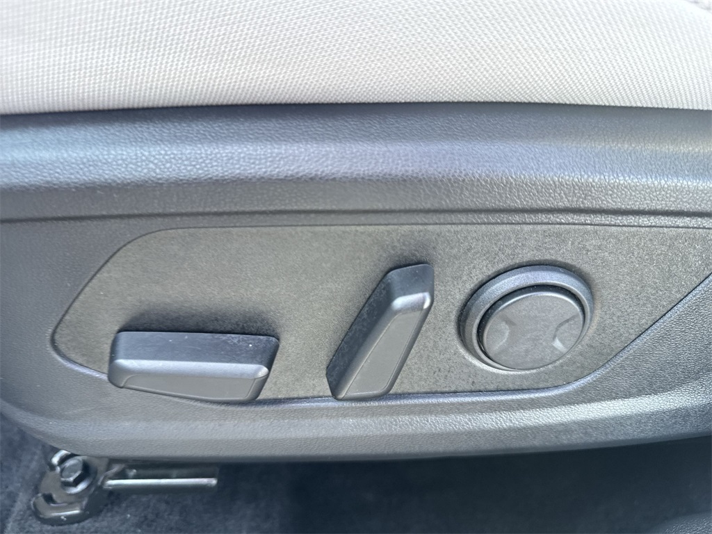 2025 Hyundai Tucson SEL photo 17