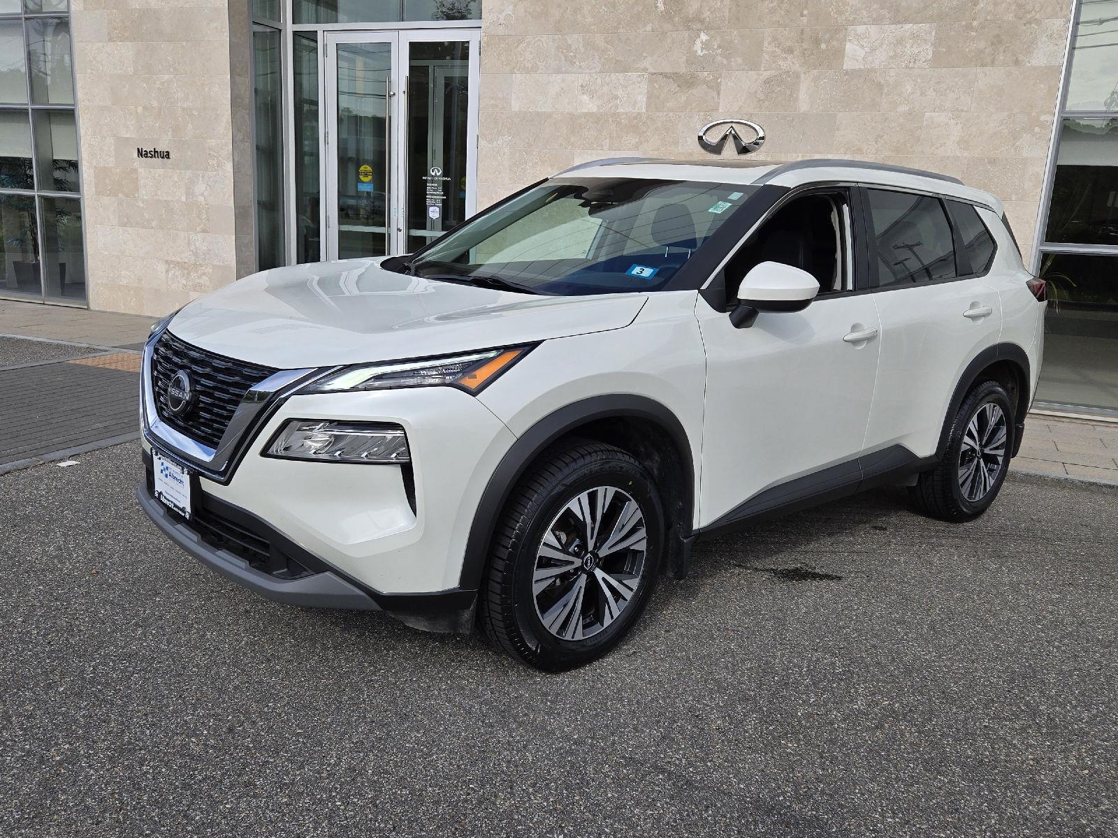 2023 Nissan Rogue SV photo 2