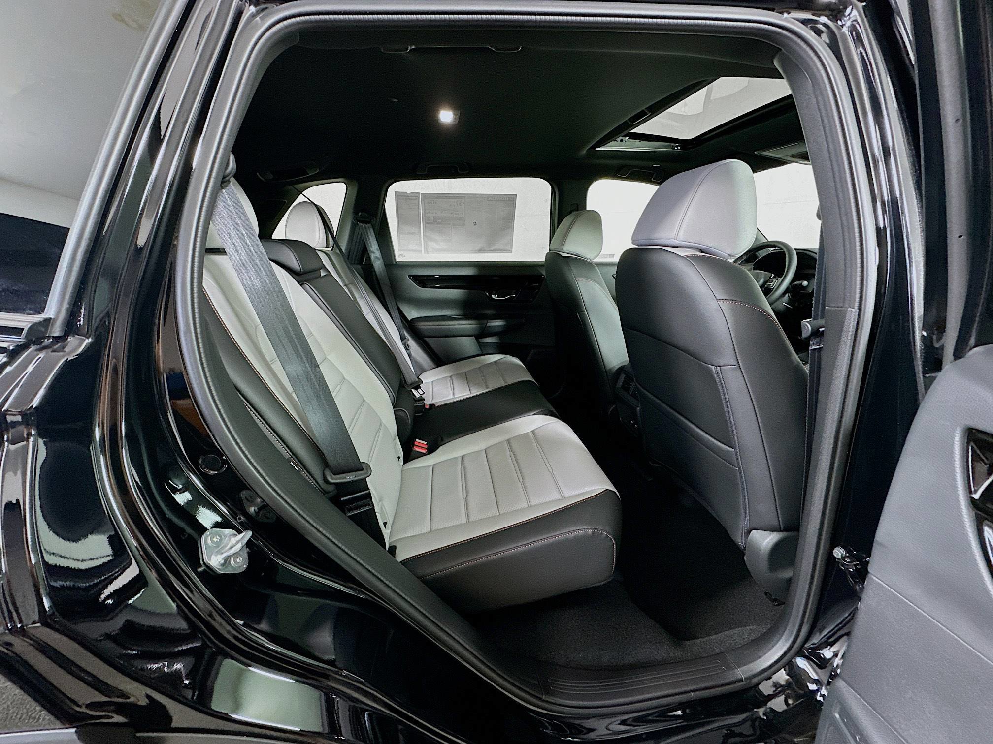 2026 Honda CR-V Sport Touring photo 29