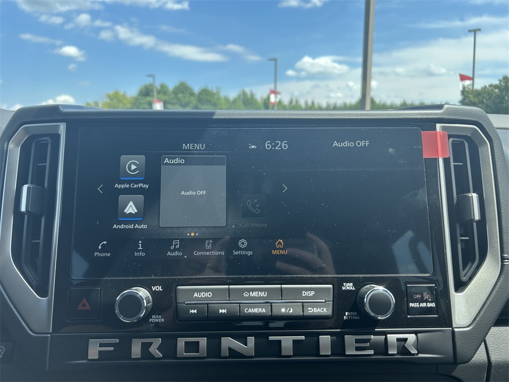 2025 Nissan Frontier Crew Cab SV photo 13