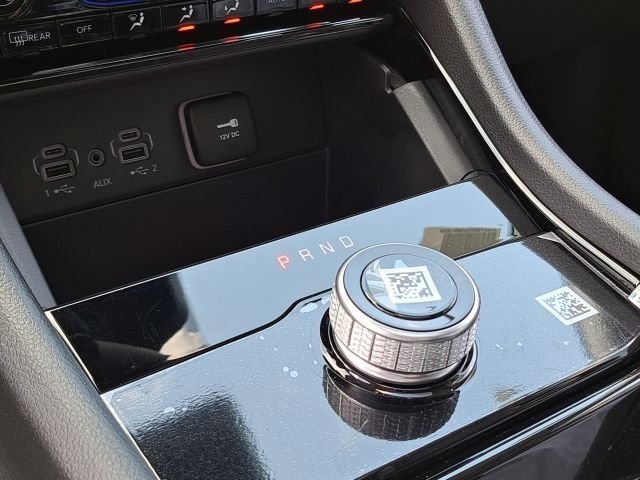 2023 Jeep Grand Cherokee Limited photo 14