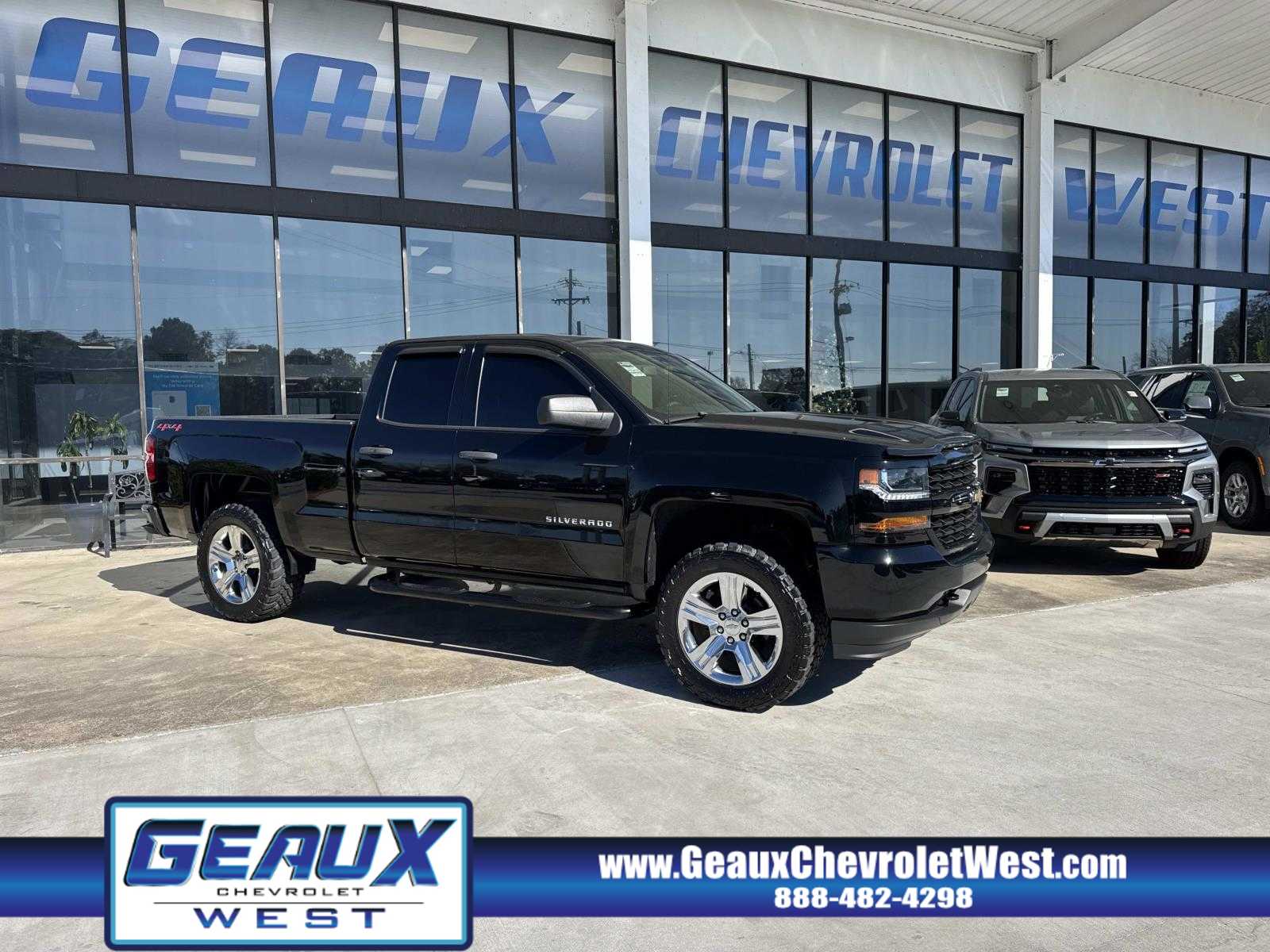 2019 Chevrolet Silverado 1500 LD Custom's photo