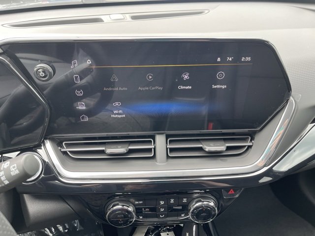 2025 Chevrolet Trax photo 14