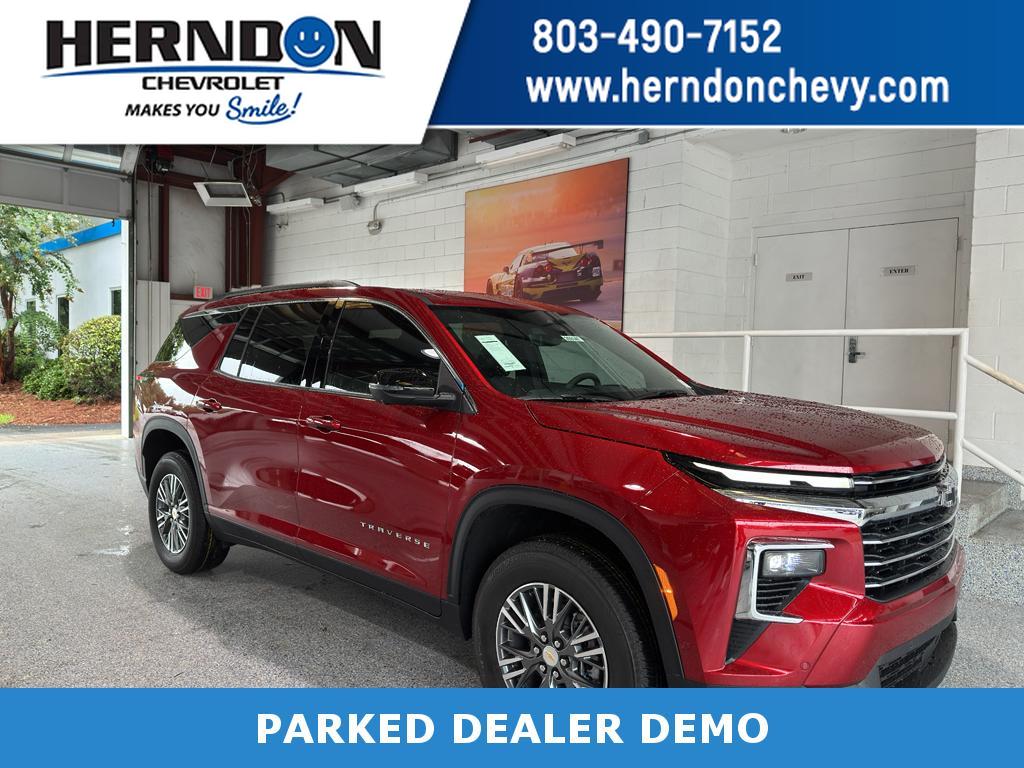 2026 Chevrolet Traverse LT's photo