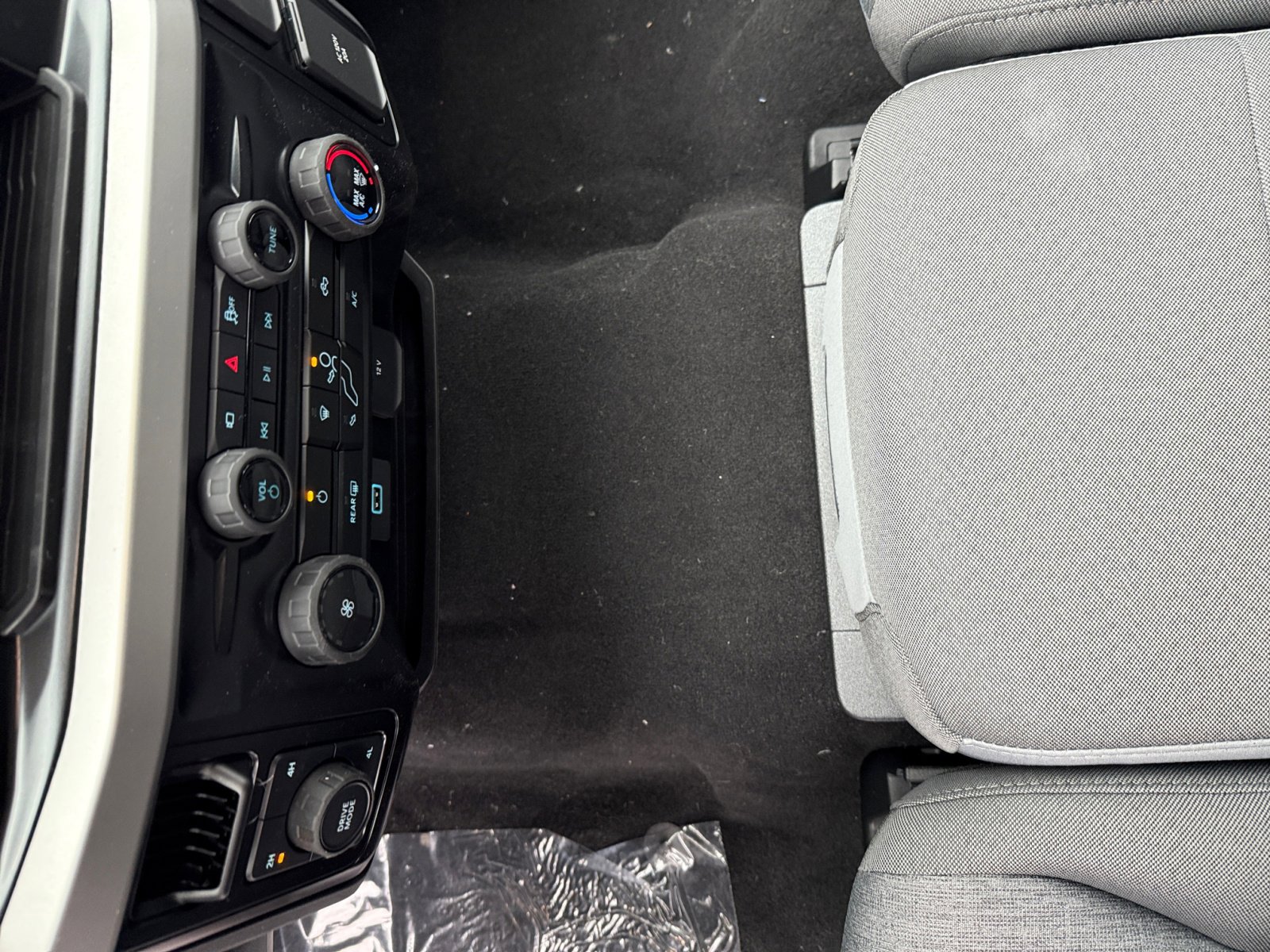 2025 Ford F-250 XL photo 13
