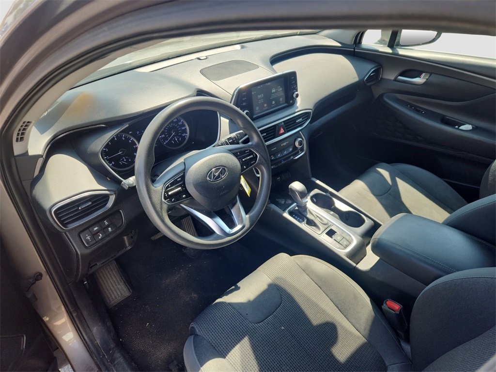 2019 Hyundai Santa Fe SE photo 8