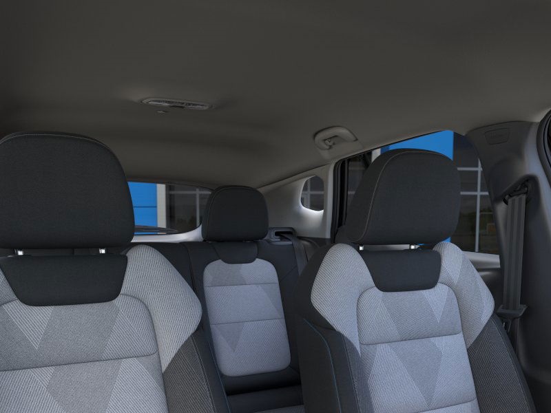 2025 Chevrolet Trax LS photo 14