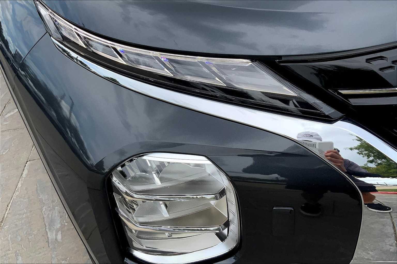 2024 Mitsubishi Outlander SE photo 21