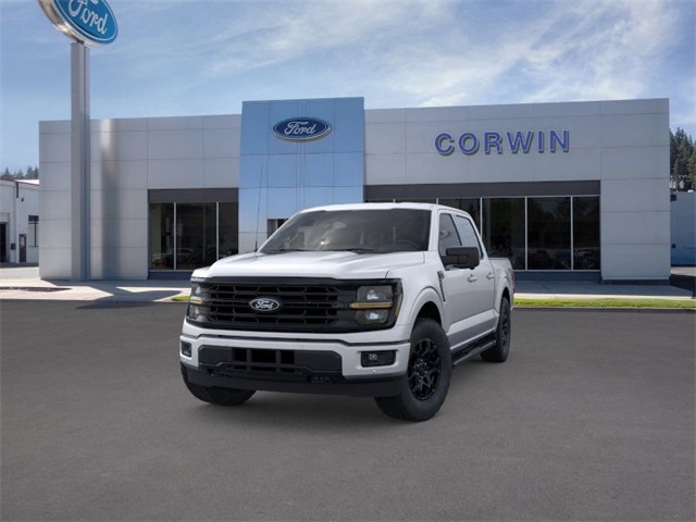 2025 Ford F-150 XLT photo 2