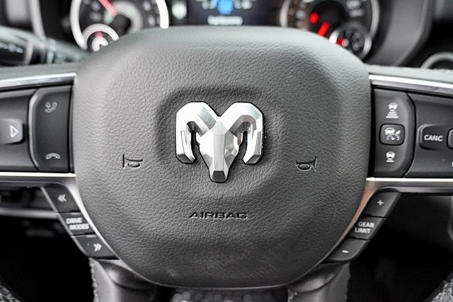 New 2026 Bright White Clear-Coat Exterior Paint RAM Big Horn/Lone Star image 45