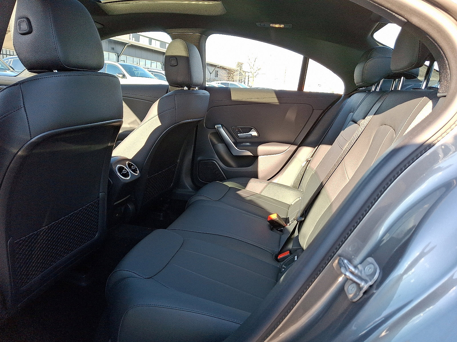 2025 Mercedes Benz CLA 250 4MATIC photo 6