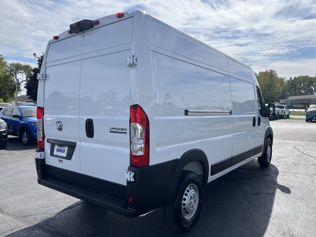 2026 Ram ProMaster 2500 photo 2