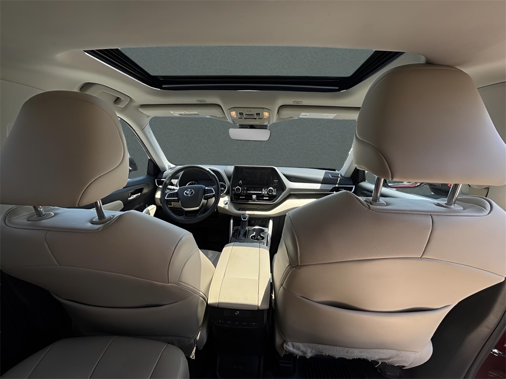 2023 Toyota Highlander XLE photo 21
