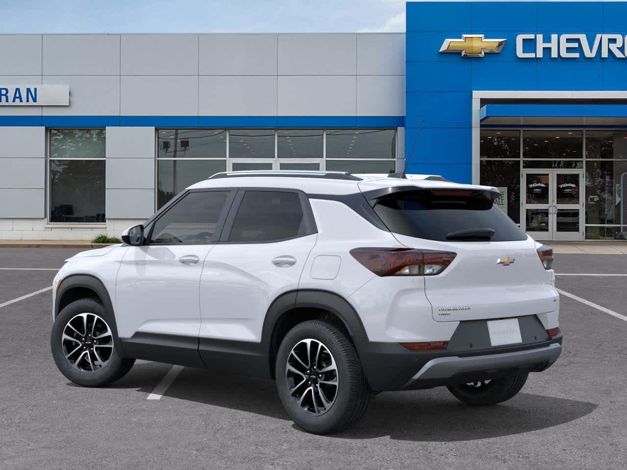 2026 Chevrolet Trailblazer LT photo 3