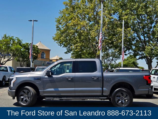 2025 Ford F-150 Lightning photo 4