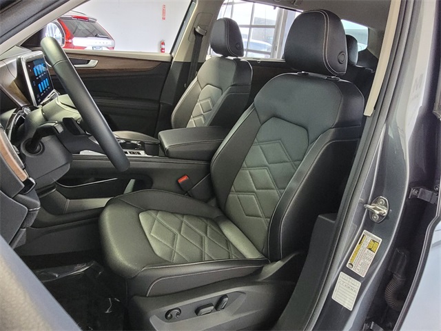 2024 Volkswagen Atlas SE Technology photo 7
