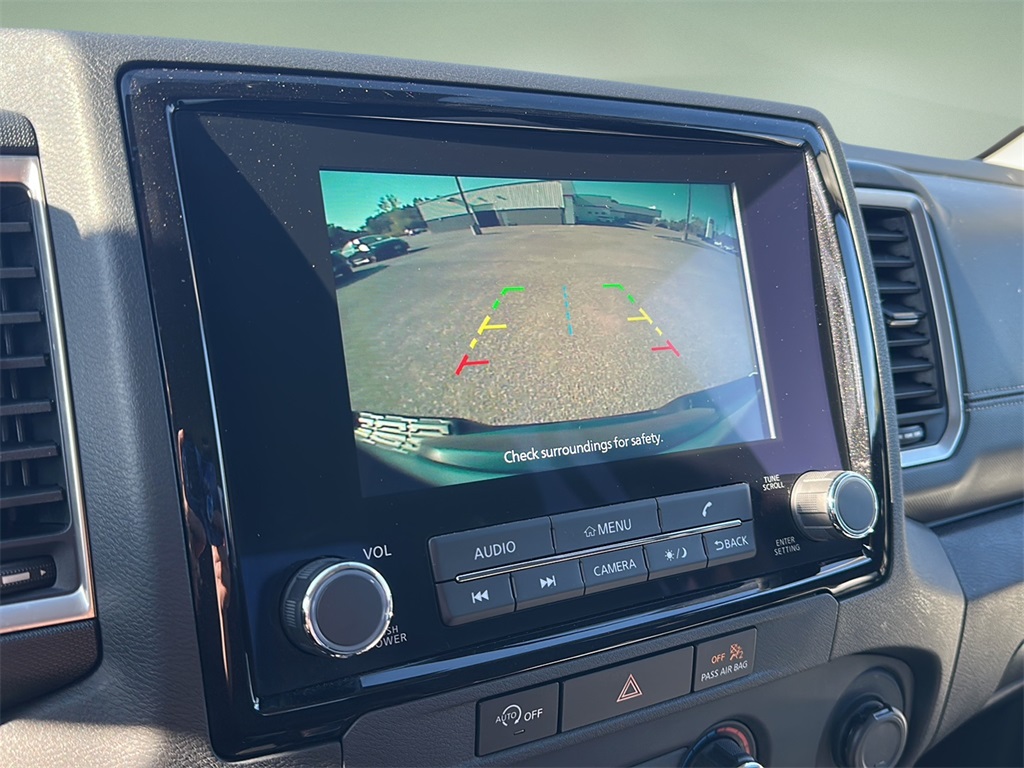 2023 Nissan Frontier Crew Cab SV photo 17