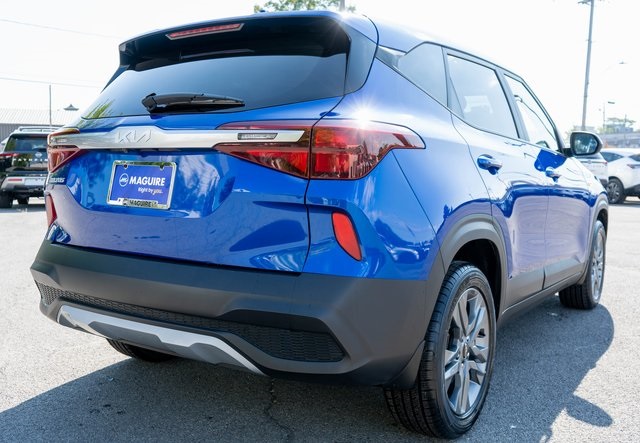 2023 Kia Seltos LX photo 5