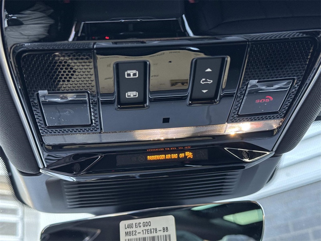2025 Land Rover Range Rover Sport SE photo 23