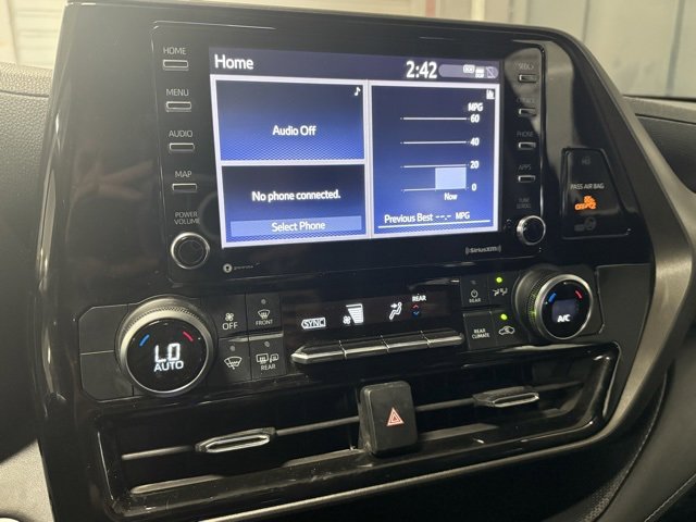 2020 Toyota Highlander L photo 20