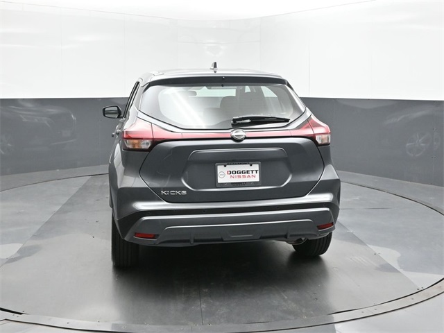 2025 Nissan Kicks Play S photo 4