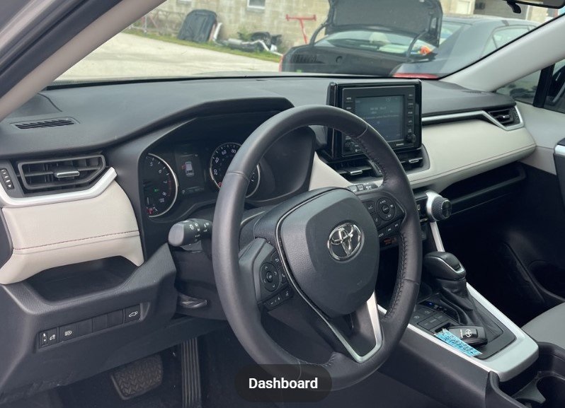 2021 Toyota RAV4 XLE Premium photo 13