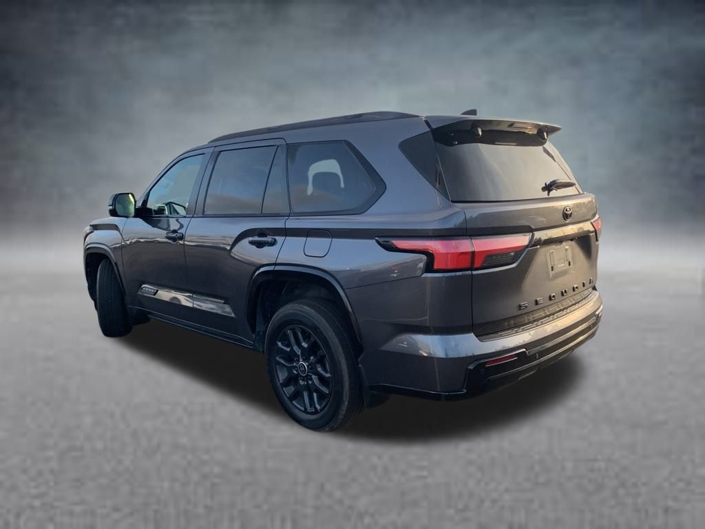 2024 Toyota Sequoia Platinum photo 4