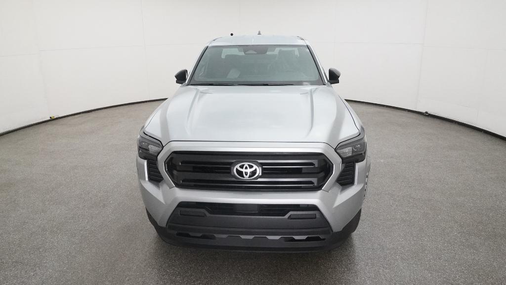 2025 Toyota Tacoma SR XtraCab photo 2