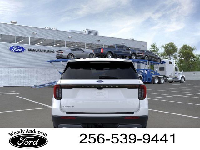 2025 Ford Explorer photo 4