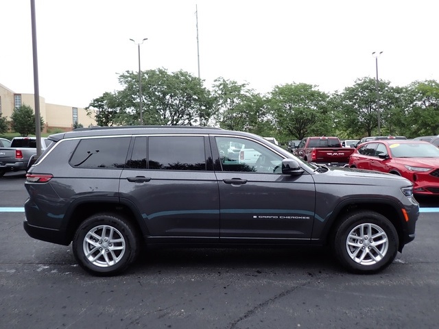 2024 Jeep Grand Cherokee Laredo photo 4